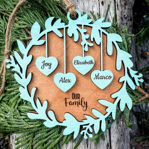 Our Family Wreath Ornamento Snowflake Inicial